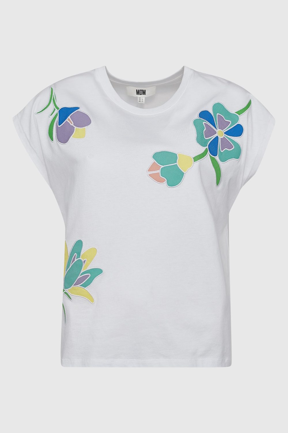 Camiseta blanca con flores