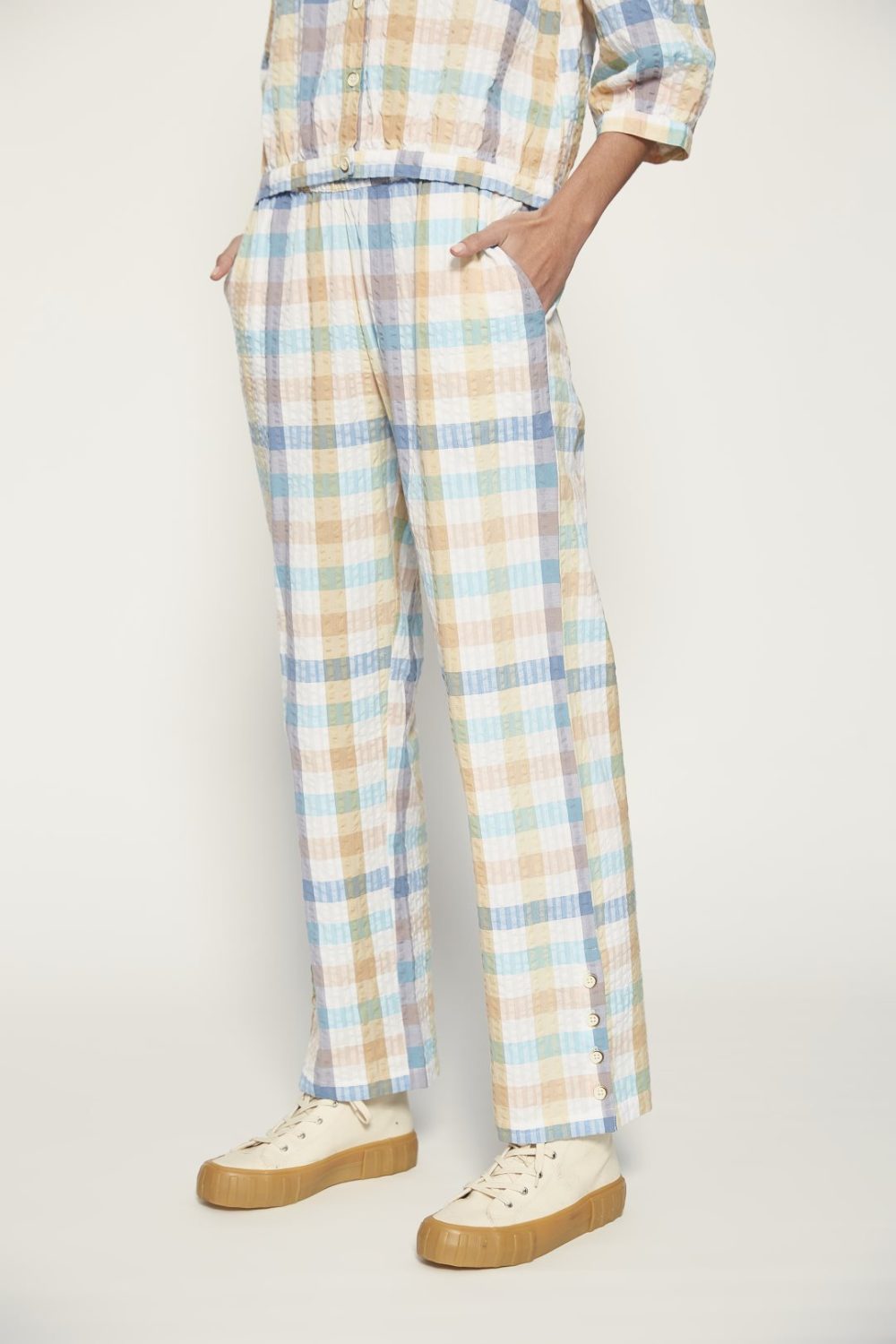 Pantalón estampado de cuadros de MdM - Imagen 3