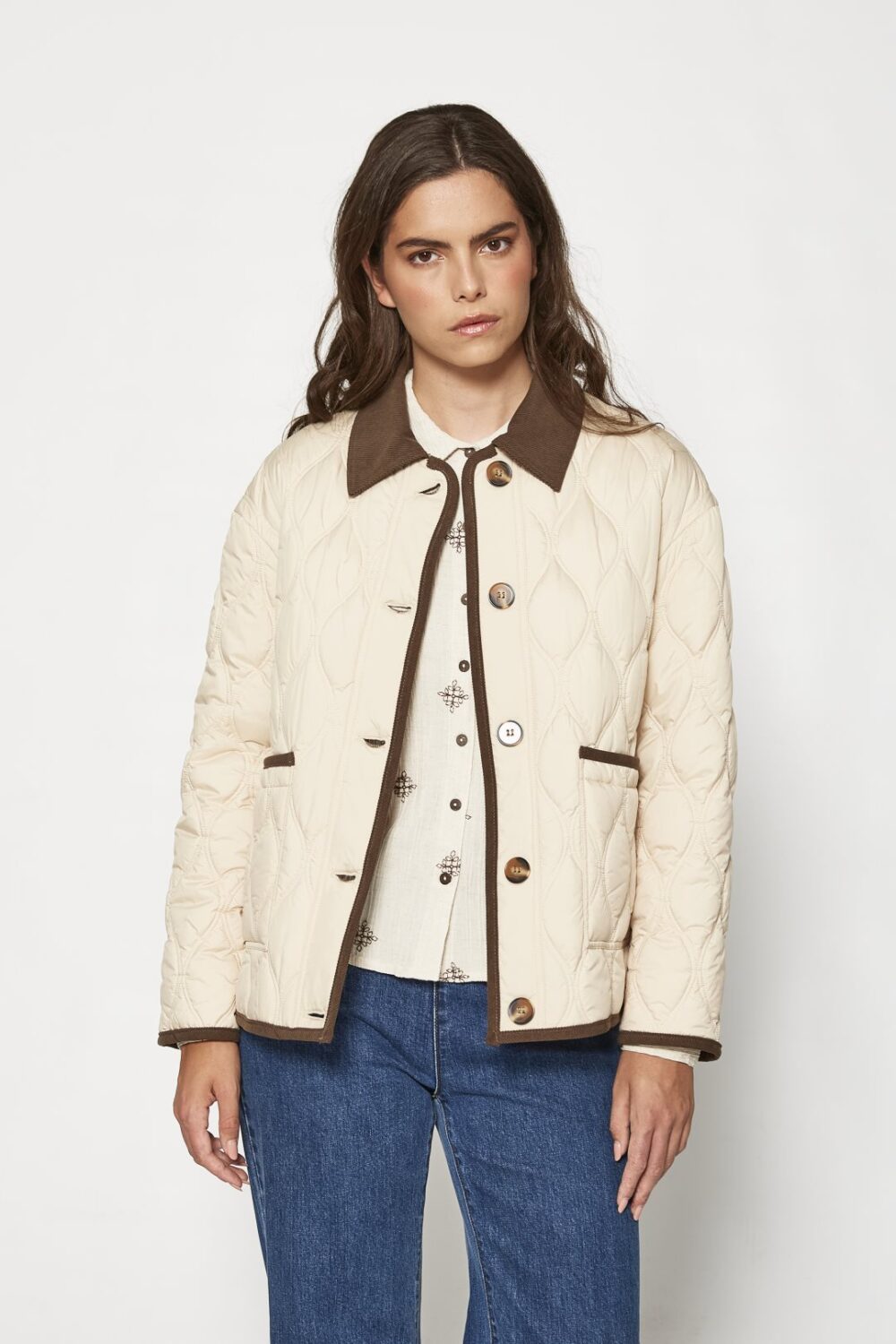 Chaqueta acolchada con cuello de pana - Imagen 3