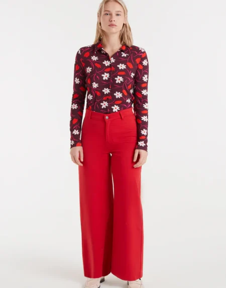Pantalón vaquero rojo