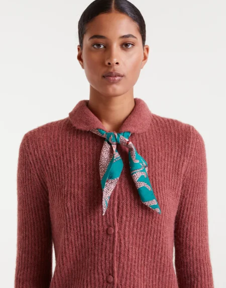 Pañuelo crepé ligero con estampado Onca