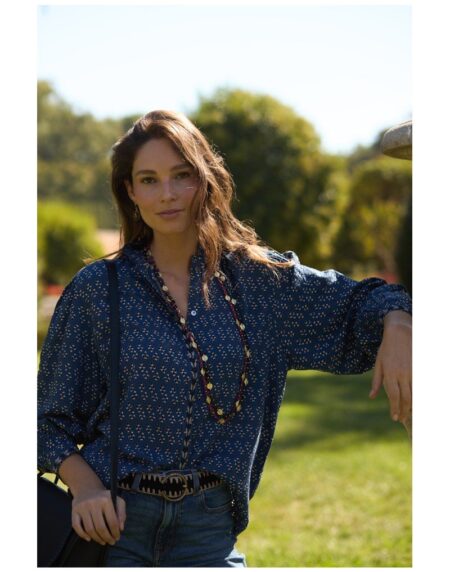 BLUSA ESTAMPADA ESPIGA