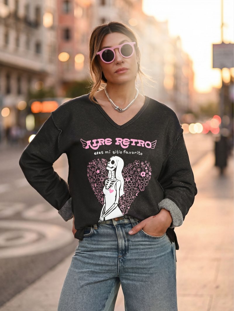 SUDADERA GRIS " MI SITIO FAVORITO" - Imagen 8