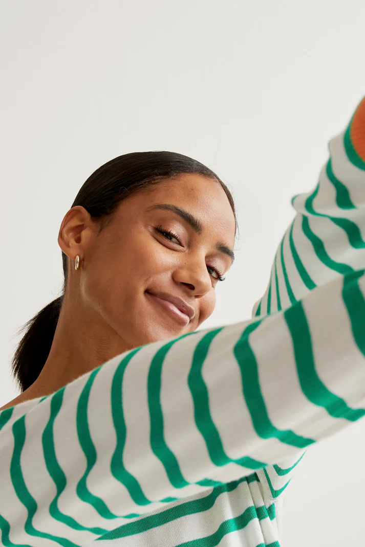 Jersey de punto con estampado de rayas blanco y verde - Imagen 3