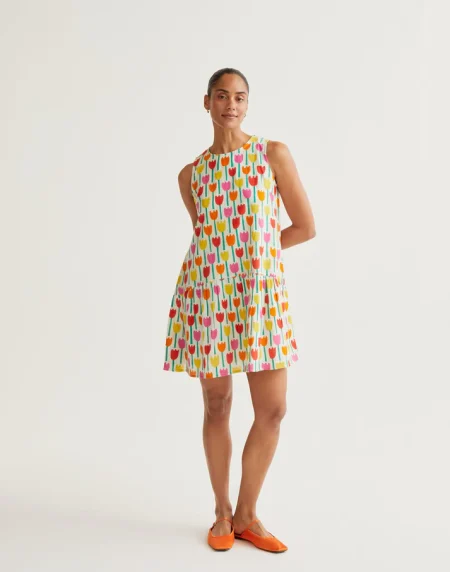 Vestido corto con estampado de tulipanes