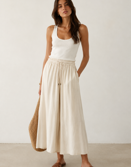 Falda midi beige