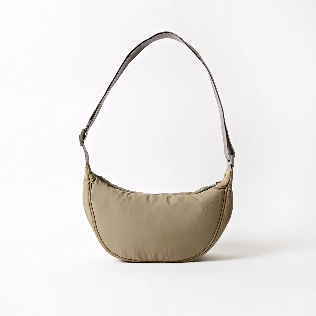 Bolso bandolera Roka Farringdon Taslon – Taupe - Imagen 3