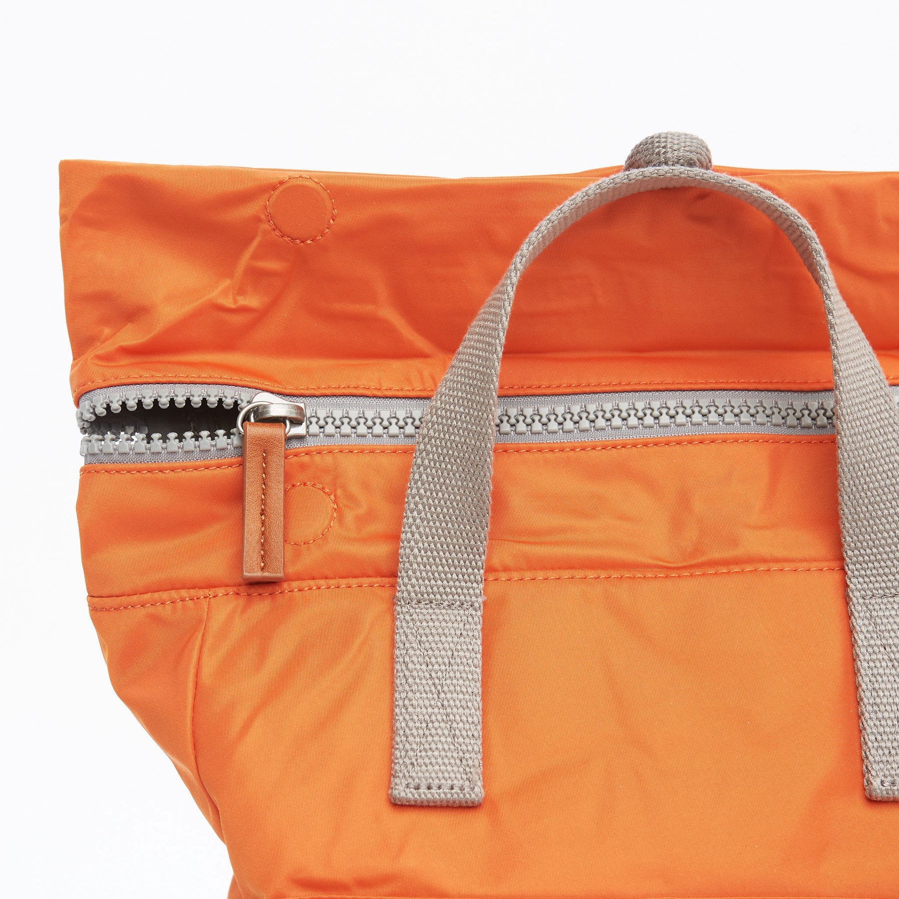 Mochila ROKA Canfield B Nylon – Burnt Orange - Imagen 3