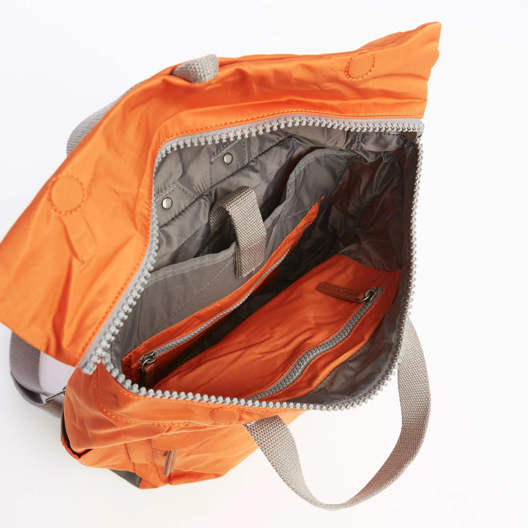 Mochila ROKA Canfield B Nylon – Burnt Orange - Imagen 4