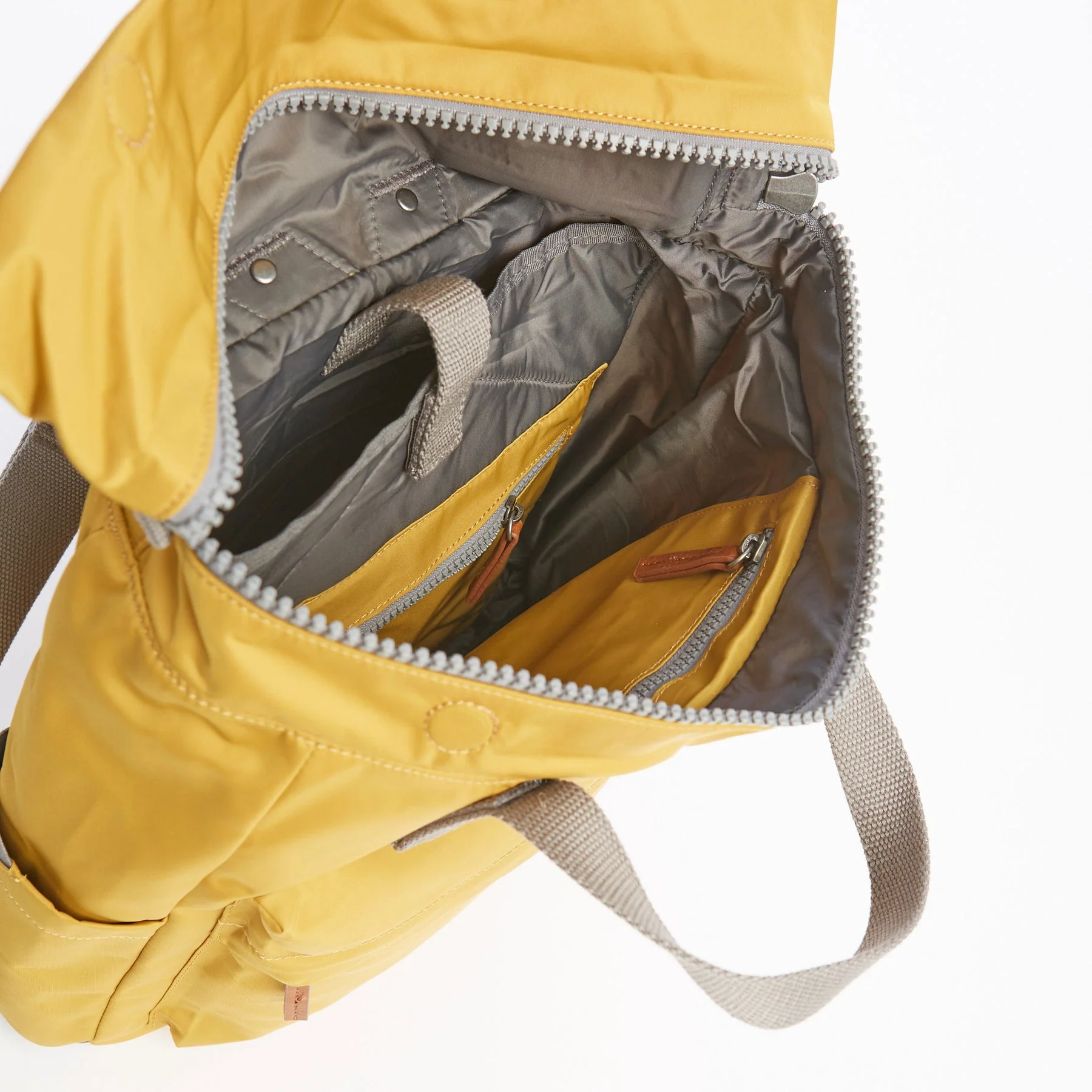 Mochila ROKA Canfield B Nylon – Corn - Imagen 3