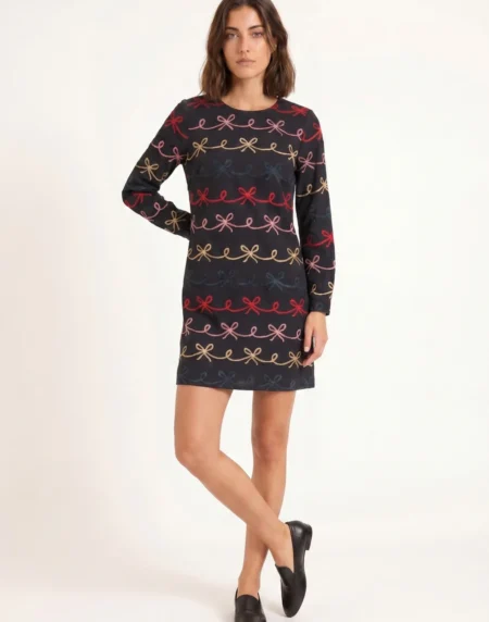 Vestido Corto Bordado Lazos