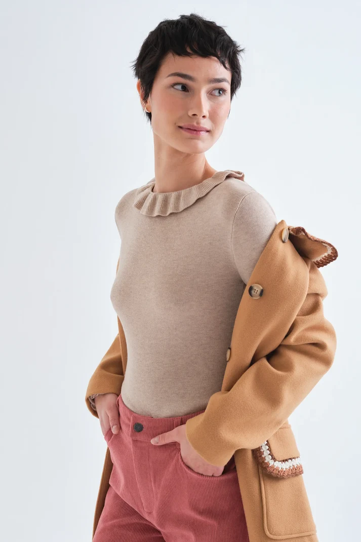 Top con volantes de punto beige - Imagen 2