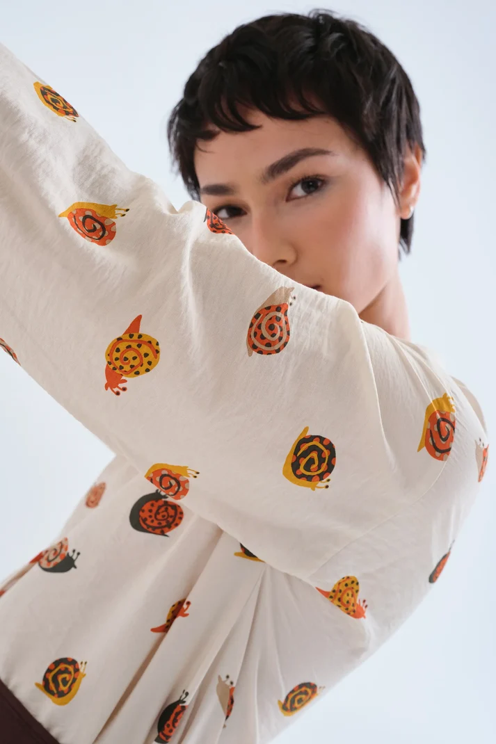 Camisa con estampado de caracoles - Imagen 2