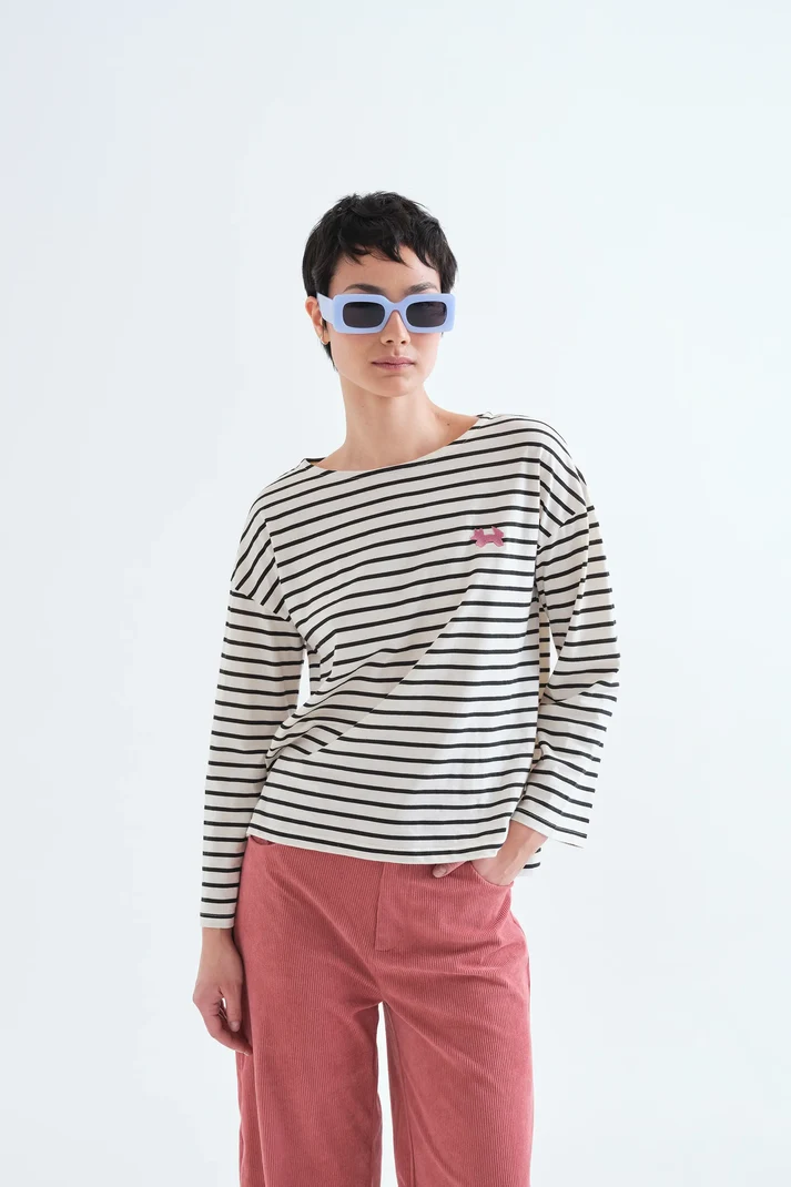 Camiseta estampada rayas negra y blanca y dibujo de zorrito