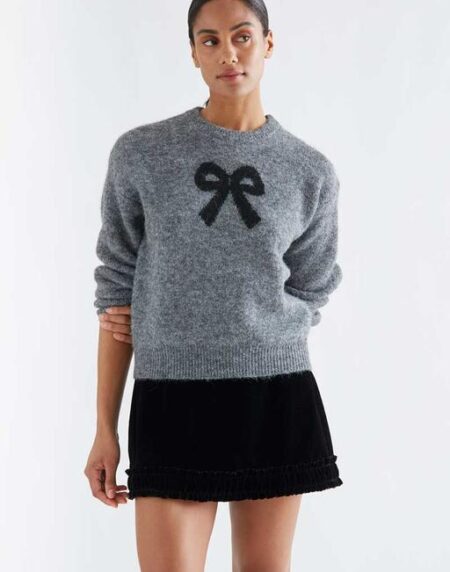 Jersey gris con estampado lazo negro